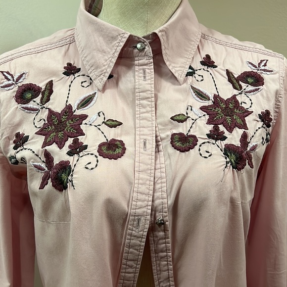 Esprit Lilac Button Down Cotton Embroidered Shirt size 4 - Picture 4 of 17